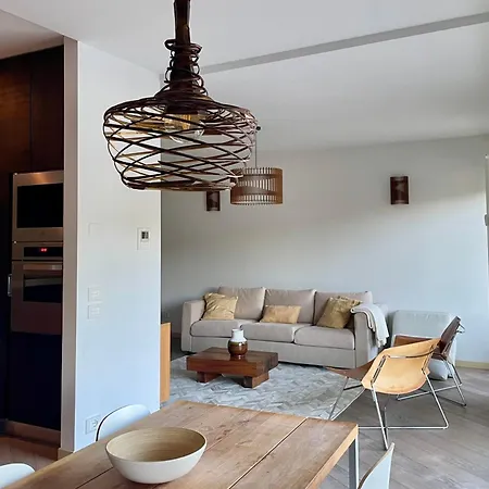 Vistalago Loft דירה